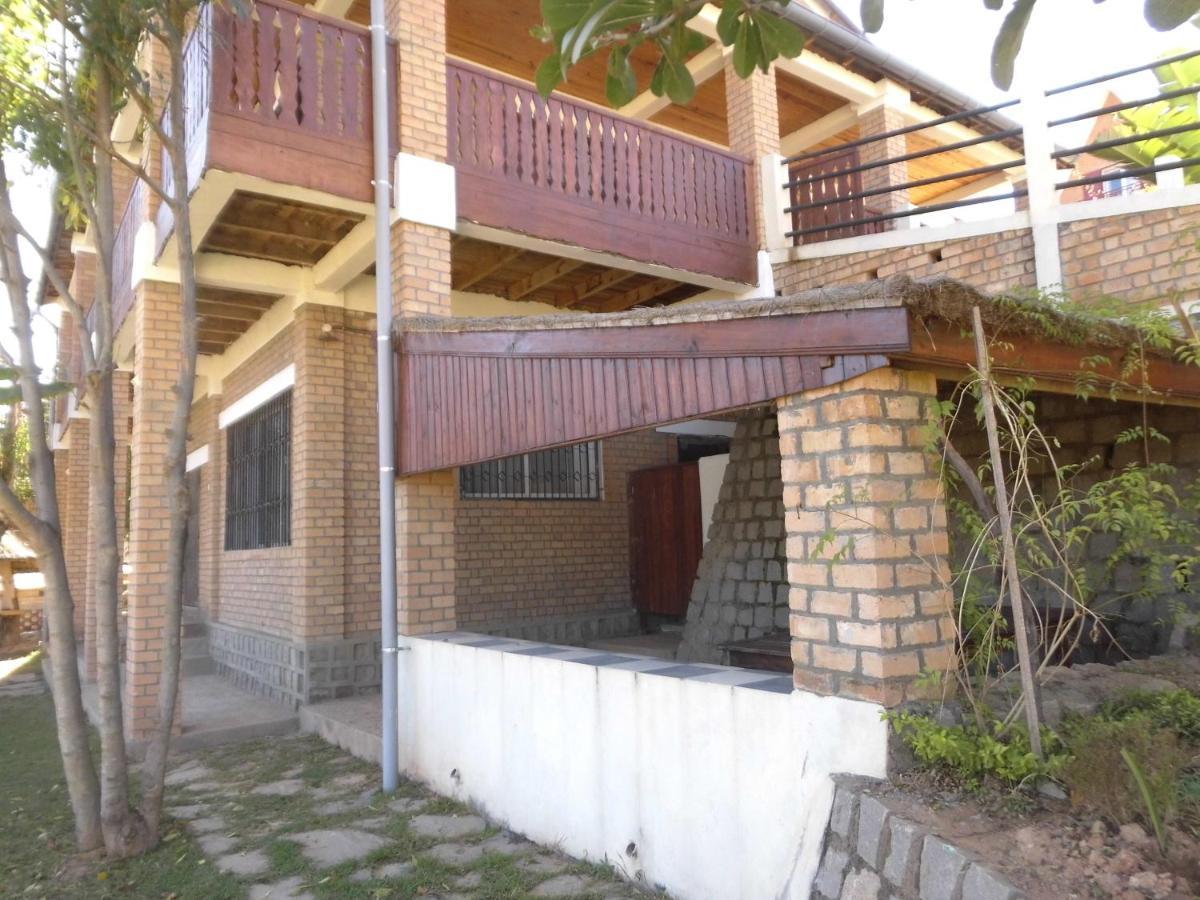 Bed and Breakfast Bg Tours Ambohijanaka Экстерьер фото