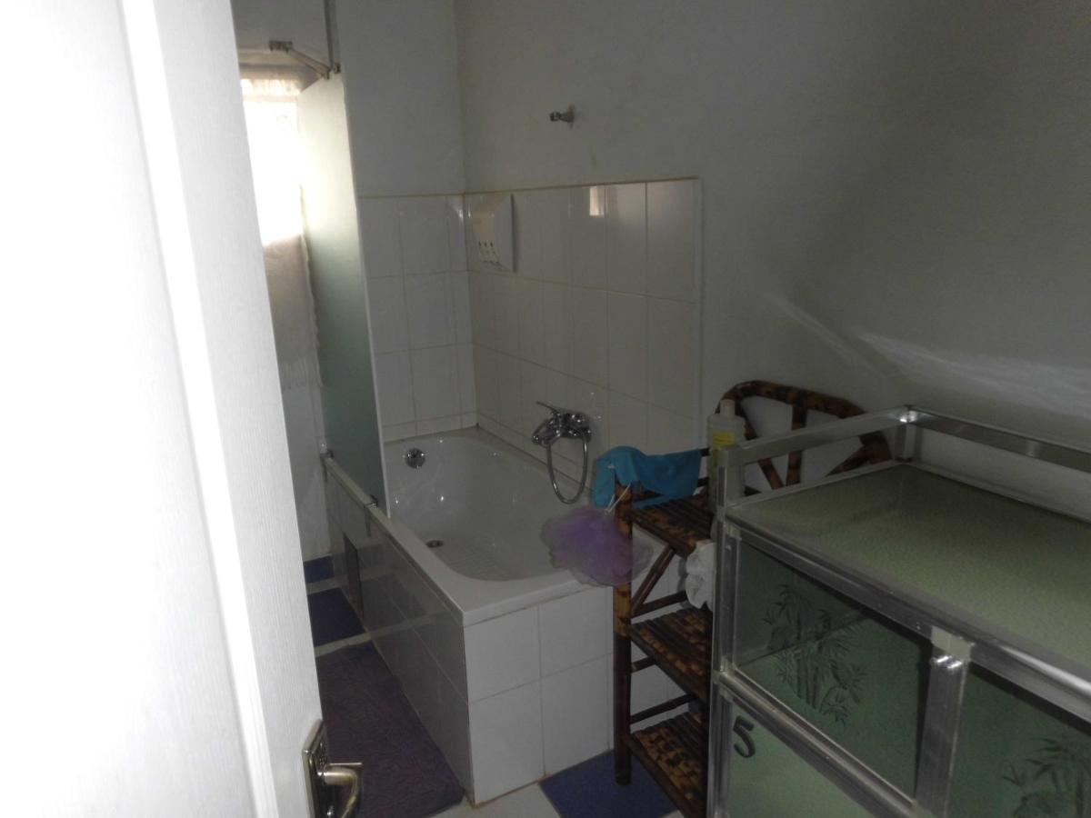 Bed and Breakfast Bg Tours Ambohijanaka Экстерьер фото